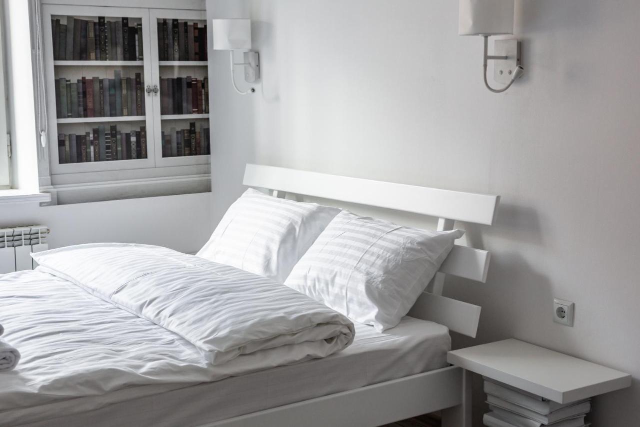 לבוב Bookinist Apartment מראה חיצוני תמונה