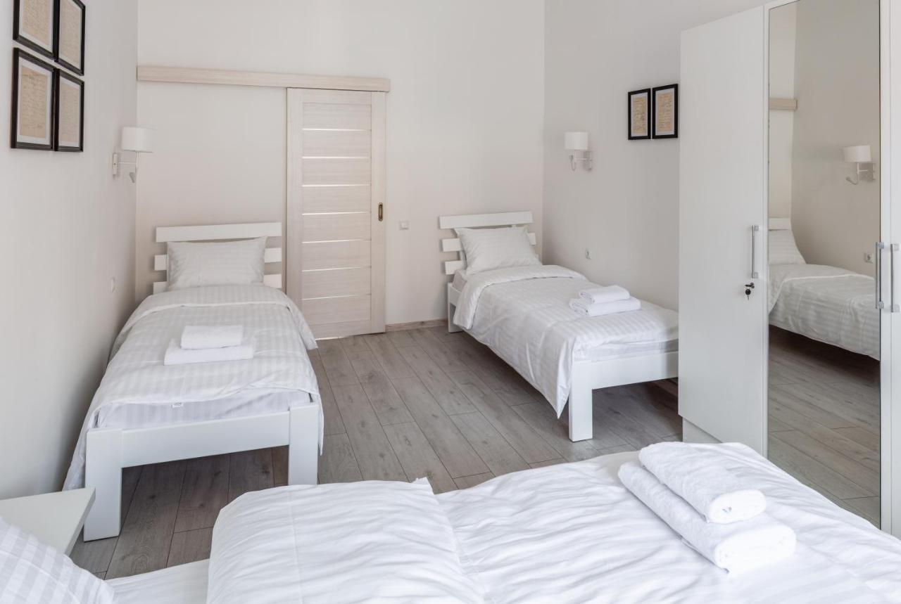 לבוב Bookinist Apartment מראה חיצוני תמונה