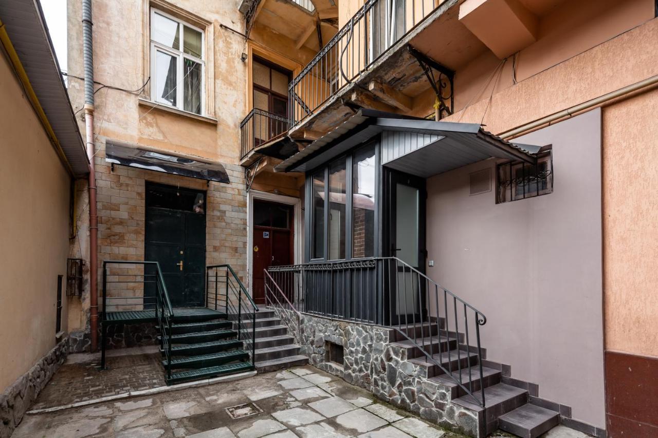 לבוב Bookinist Apartment מראה חיצוני תמונה